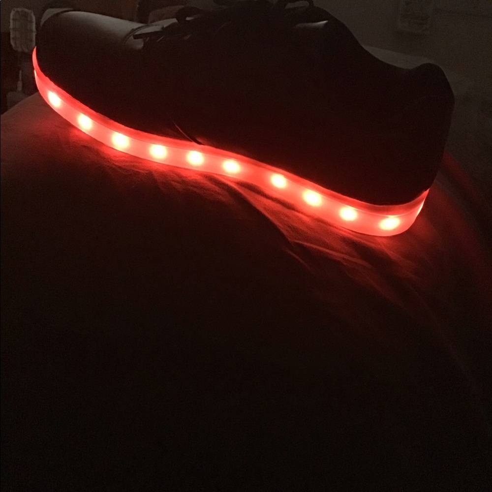 USA size 8 Brand New Adults Light up Shoes